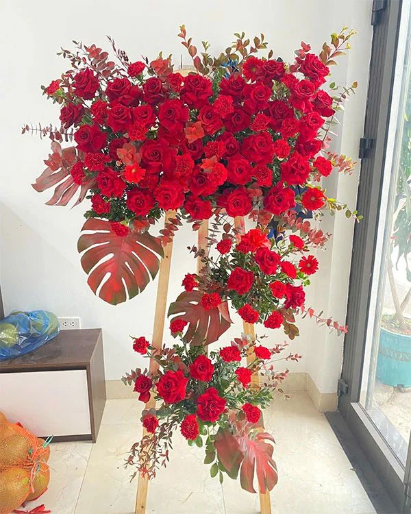 Kệ Hoa Khai Trương đỏ